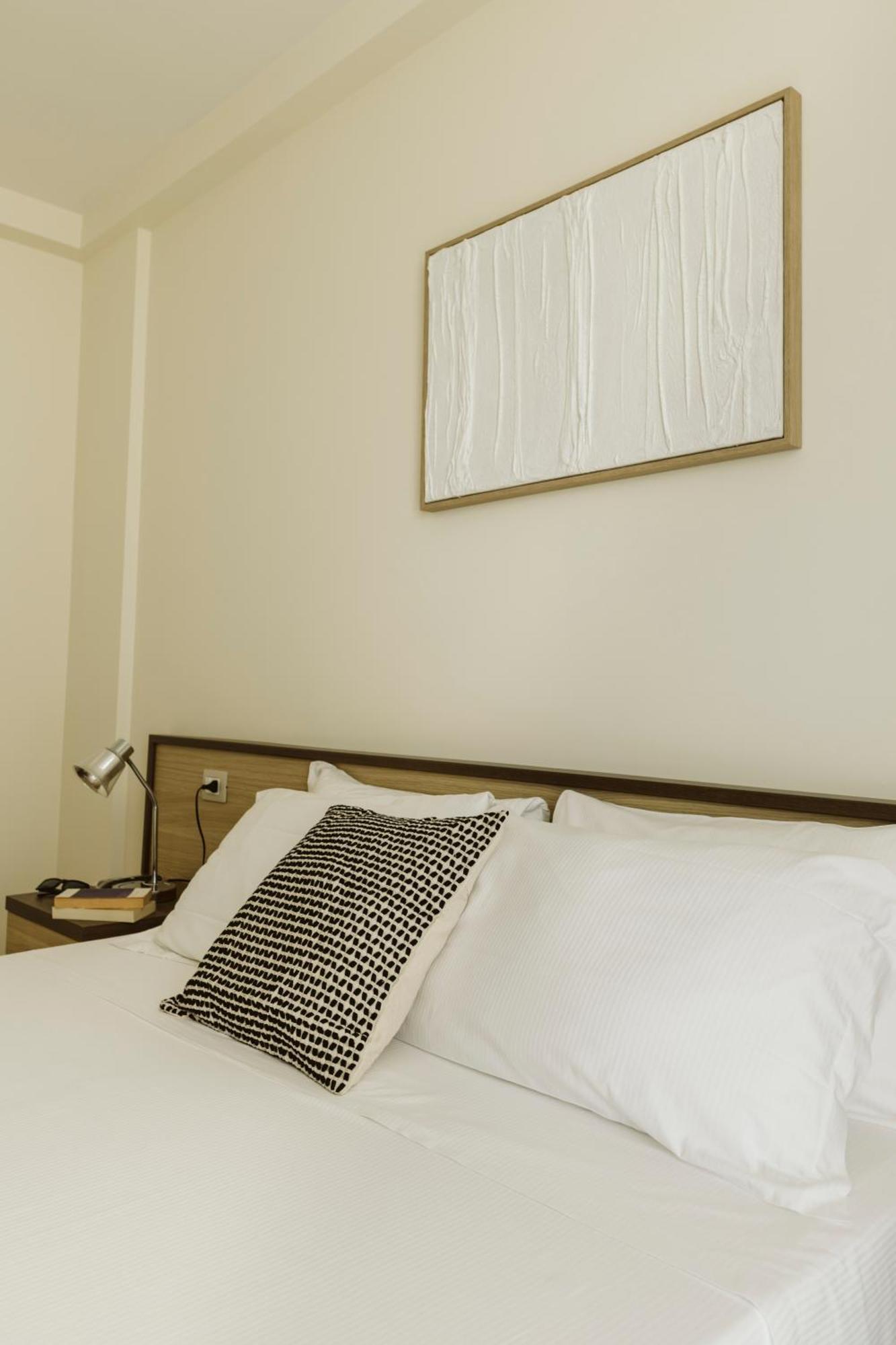 ロゼート・デッリ・アブルッツィ Residenze Roscioliアパートホテル エクステリア 写真